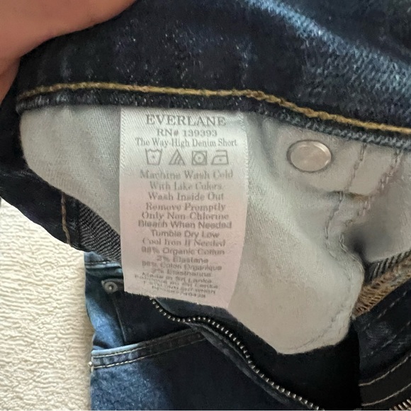 Everlane Way High Short - Picture 4 of 6